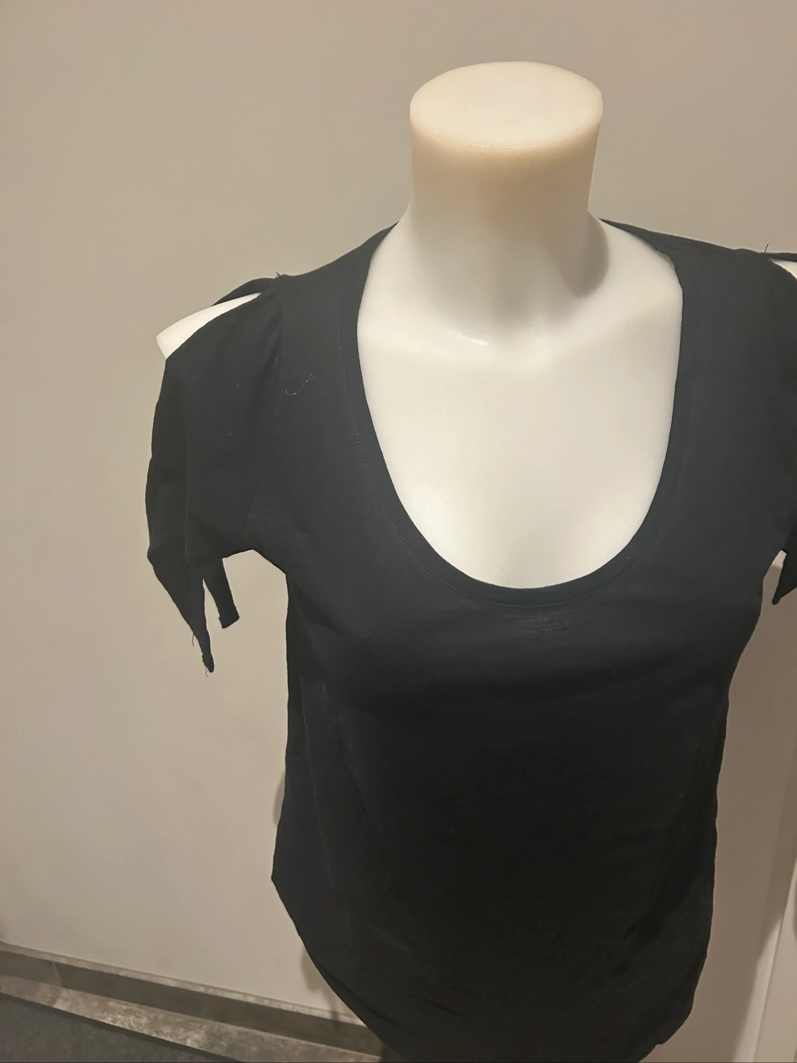 T-shirt manche ouverte  – photo 3